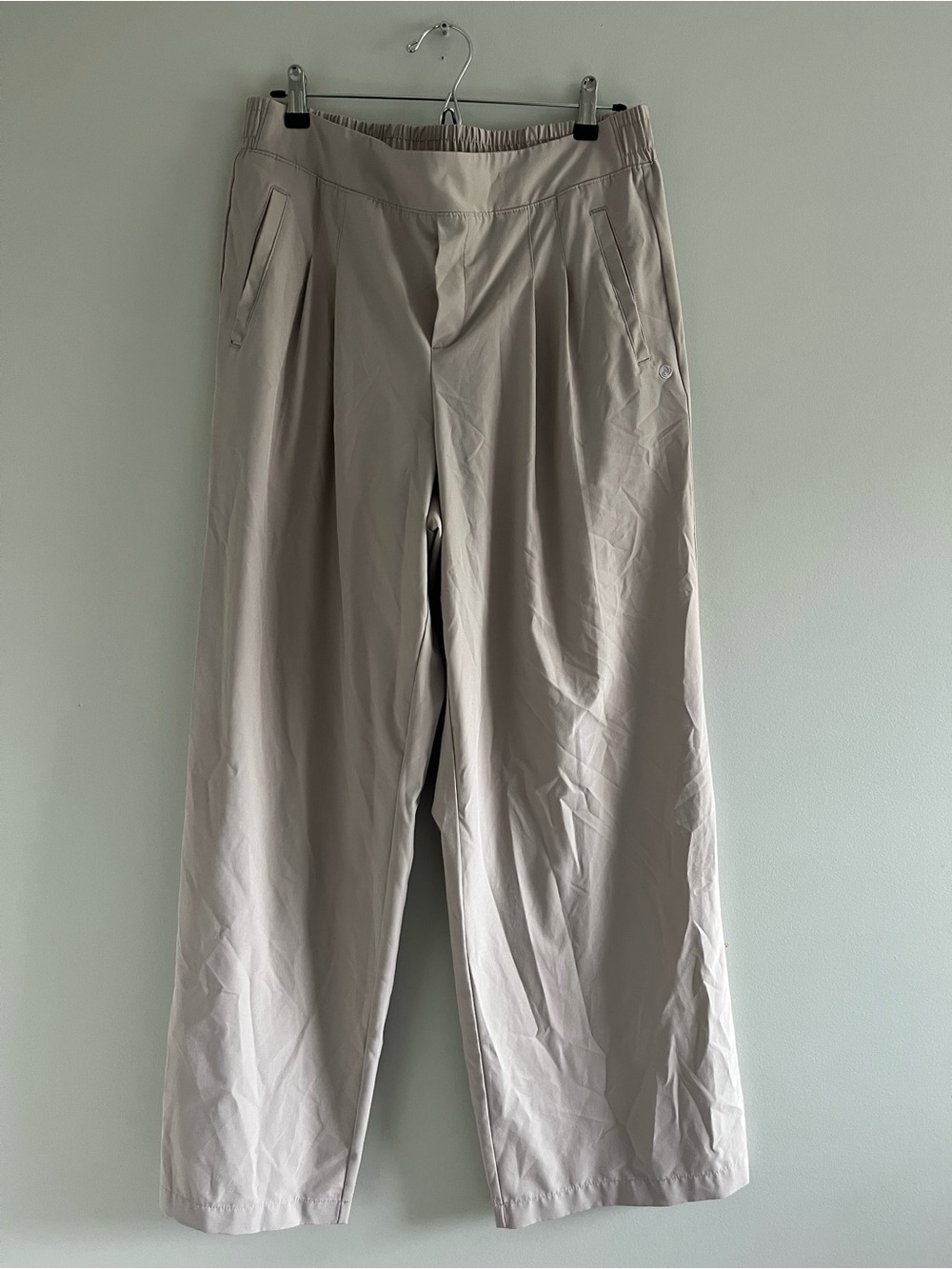 Apana Wide-Leg Khaki-Taupe Chinos